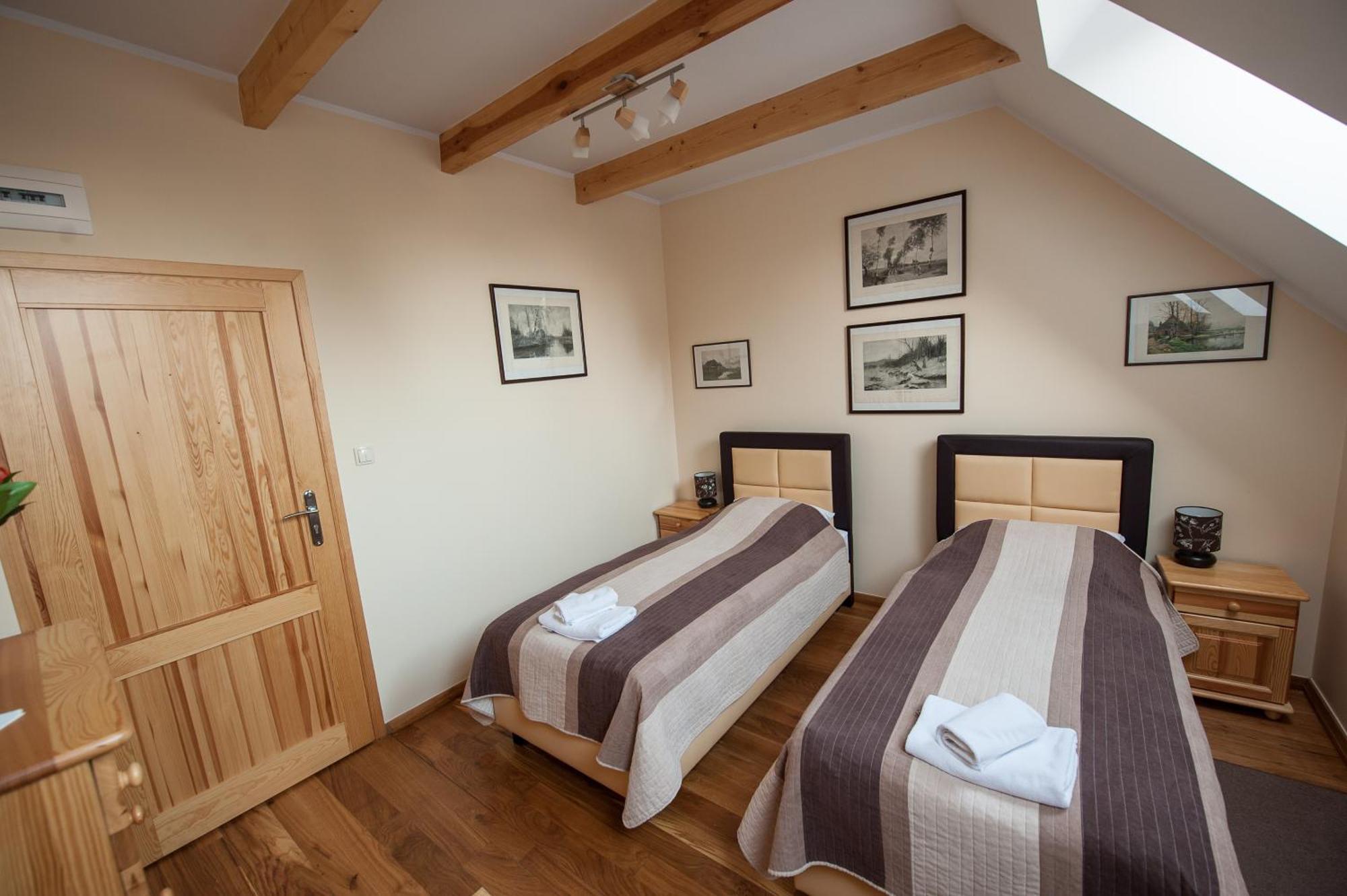 Siedem Drzew Hotel Biskupice  Quarto foto